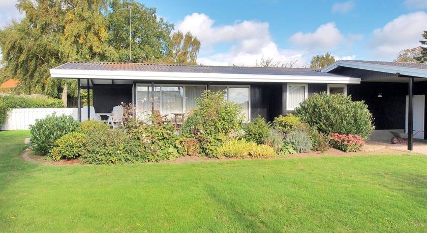 Апартаменты Holiday home Kystvænget F- 2554