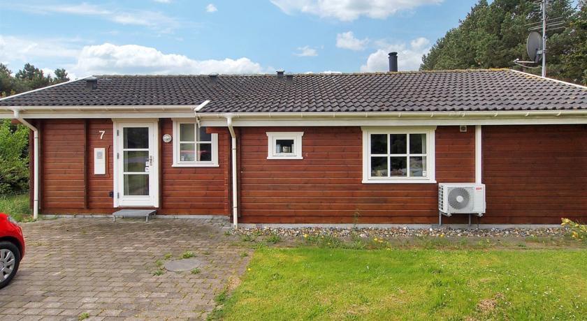 Апартаменты Holiday home Lærkevej F- 2578