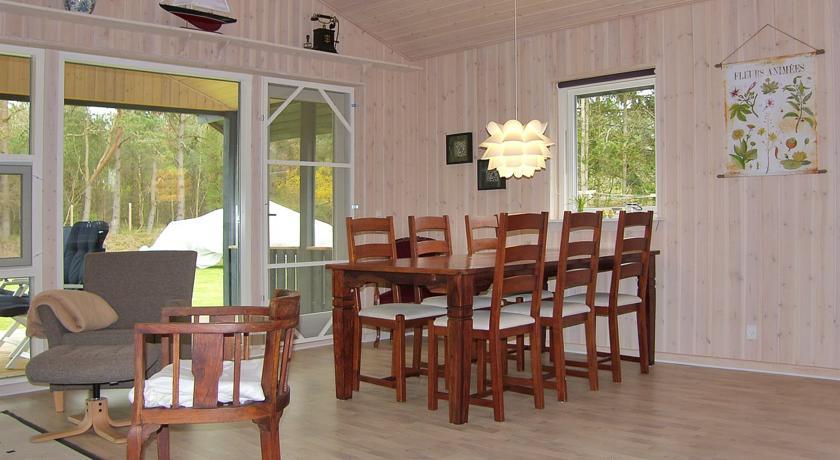Апартаменты Holiday home Lærkevej H- 2580