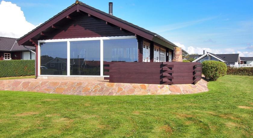 Апартаменты Holiday home Lerskrænten D- 2680