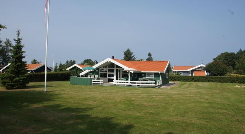Апартаменты Holiday home Liljeparken C- 2695