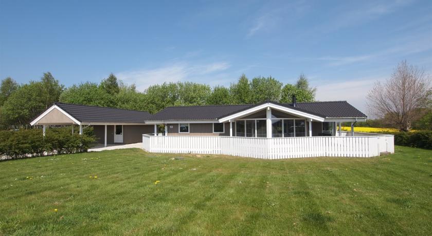 Апартаменты Holiday home Løjtnantvænget A- 2733