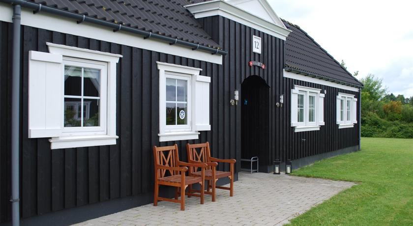 Апартаменты Holiday home Lundebakken C- 2759