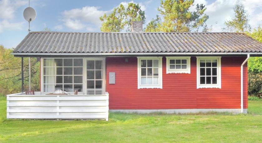 Апартаменты Holiday home Lyngager B- 2774