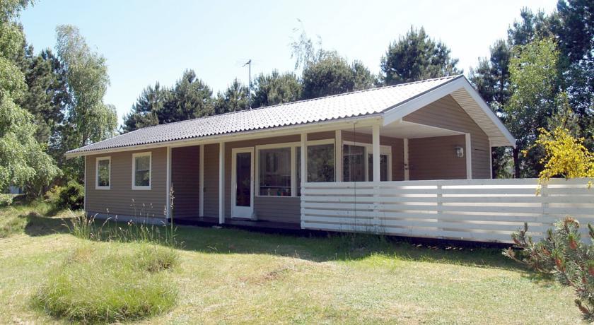 Апартаменты Holiday home Lyngbugten C- 2783