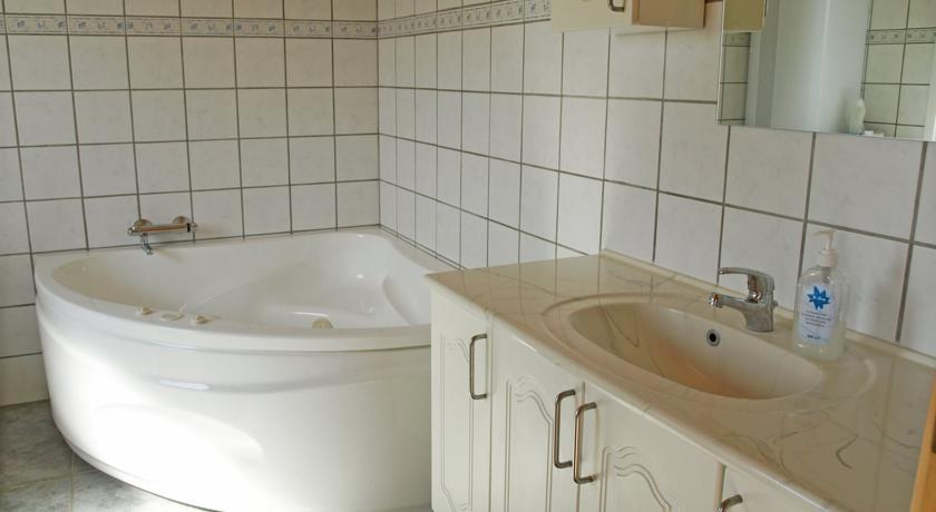 Апартаменты Holiday home Lyngsletten H- 2804