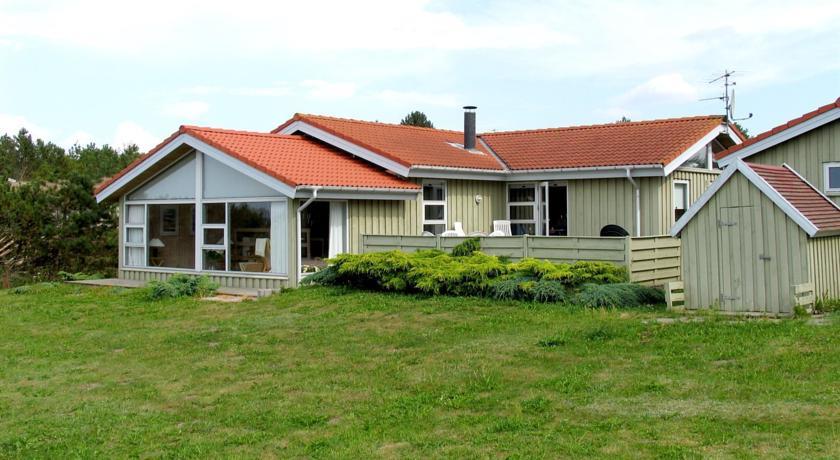 Апартаменты Holiday home Majasvej E- 2881