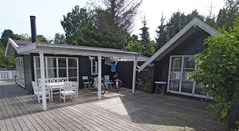 Апартаменты Holiday home Mejsevænget H- 2940