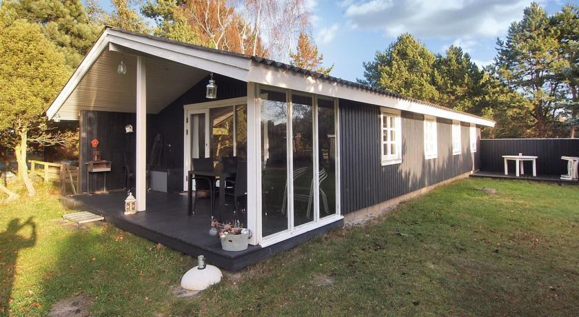 Апартаменты Holiday home Musvågelunden D- 3080