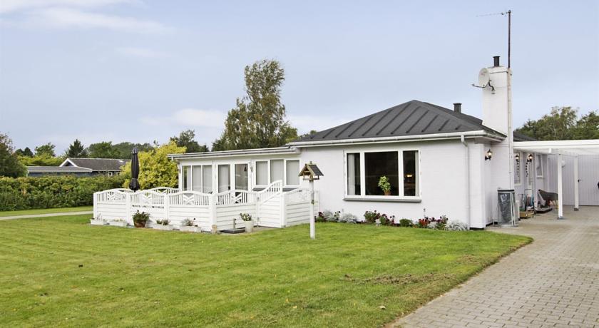 Апартаменты Holiday home Nørholmsvej H- 3236