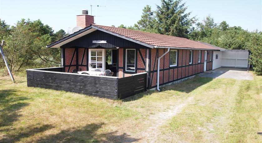 Апартаменты Holiday home Ørnevej C- 3343