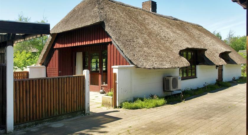 Апартаменты Holiday home Øster D- 3360
