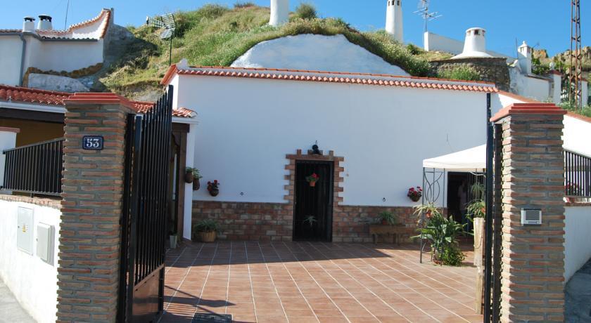 Апартаменты Cueva La Ermita