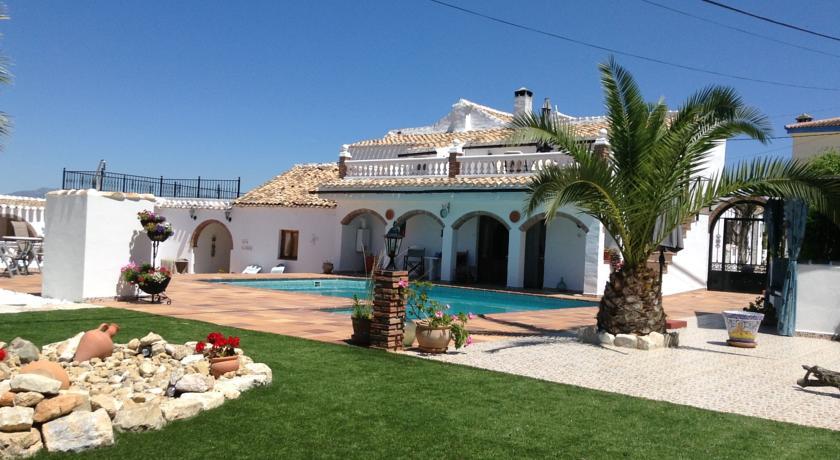 Апартаменты Kayenne holiday rentals