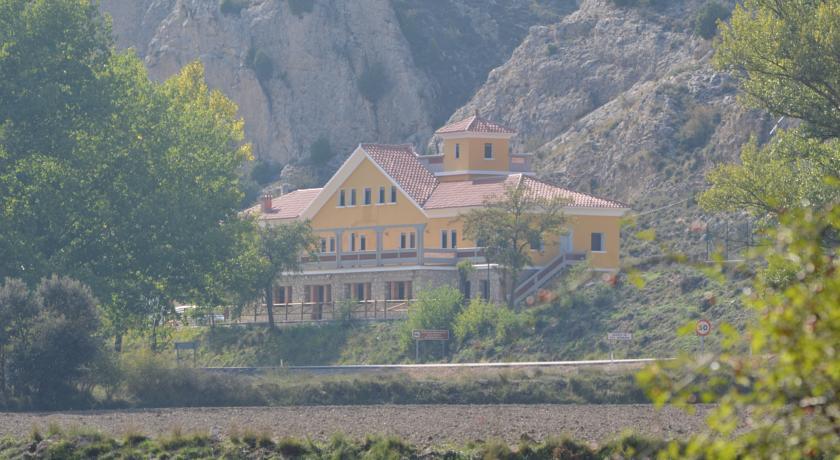 Хостел Hostel Albergue de Aliaga