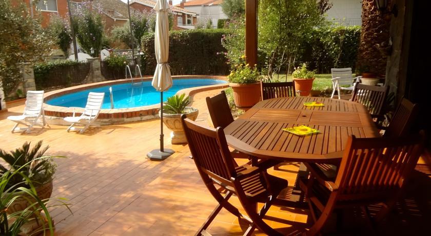 Апартаменты Villa Albeniz