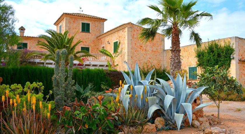 Апартаменты S' Olivar