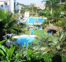 Апартаменты Tropical Luxury in Prime Location