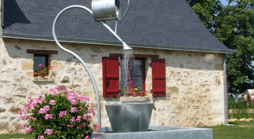 Апартаменты Gites du Domaine des Gauliers