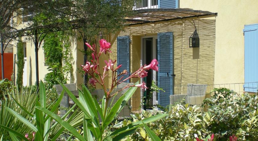 Апартаменты Holiday home La Fontaine