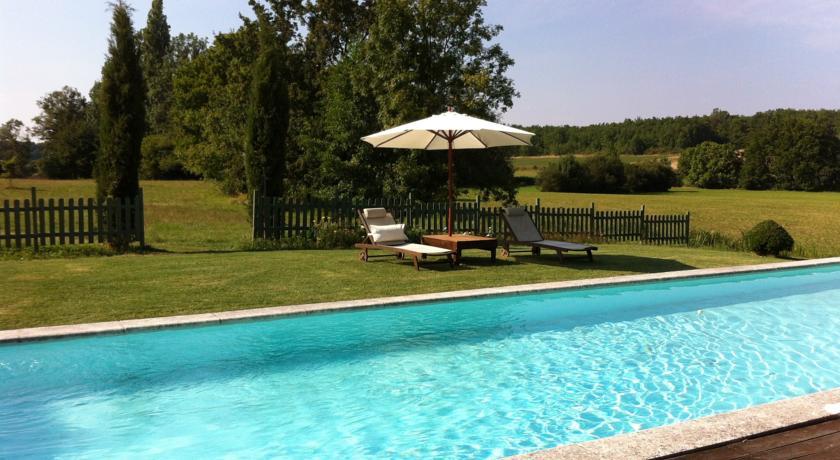 Мини-отель Chambre d'Hôtes La Bastide