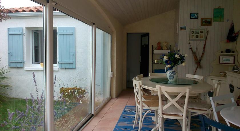 Мини-отель Chambre d'Hôtes Armoise