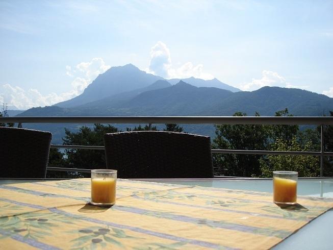 Апартаменты Le Clos des Ecrins