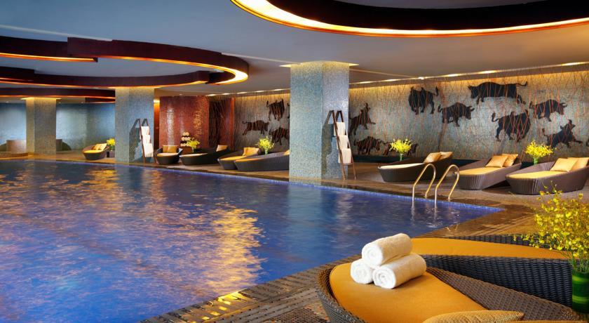 Отель Crowne Plaza Lijiang Ancient Town