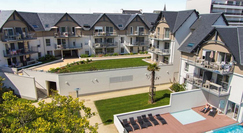 Апартаменты One-Bedroom Apartment Les Jardins D'Arvor 2