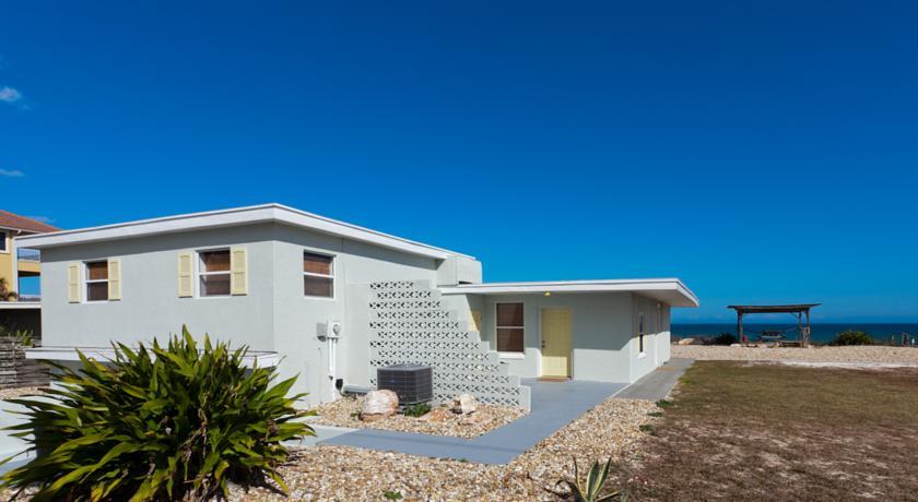 Апартаменты Flagler Sunshine House by Vacation Rental Pros