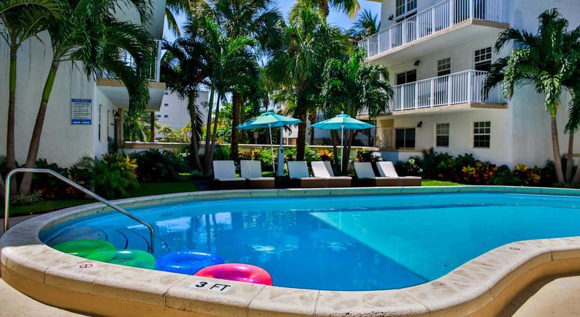 Апартаменты Key Biscayne Apartments