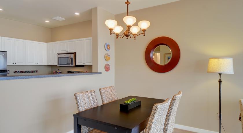 Belltown Court Home Port Suite
