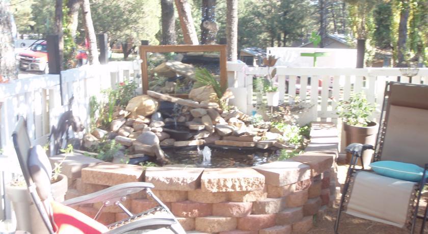 Отель The Rustique Bungalows