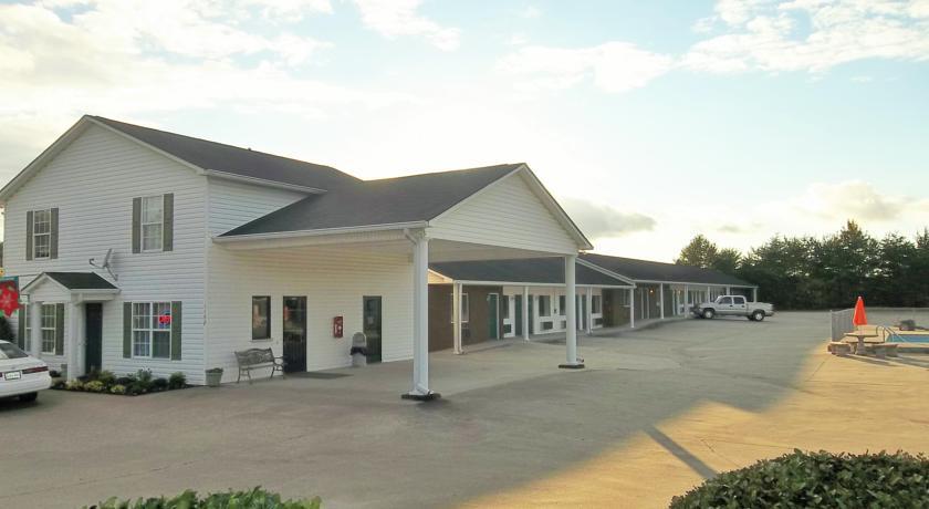 Отель Douglas Inn & Suites, Blue Ridge, GA