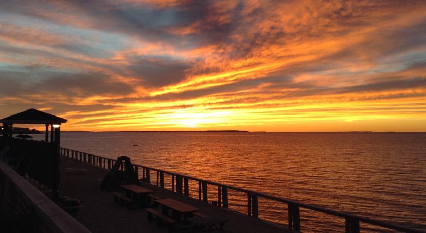 Отель Montauk Soundview