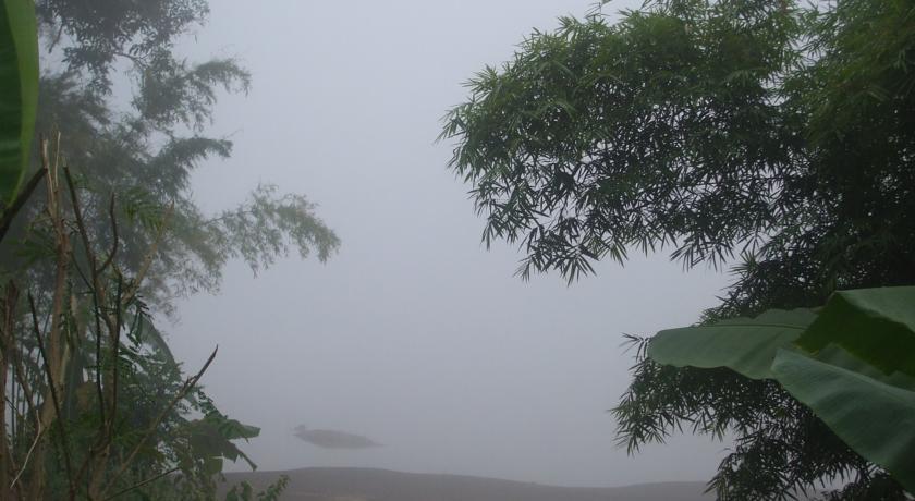 Отель Buhom Mekong Resort