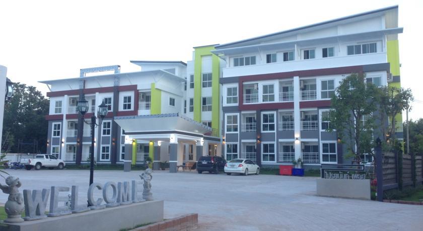 Отель Praiyanan Place Hotel