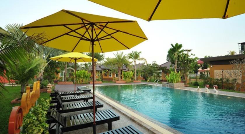 Отель Park & Pool Resort