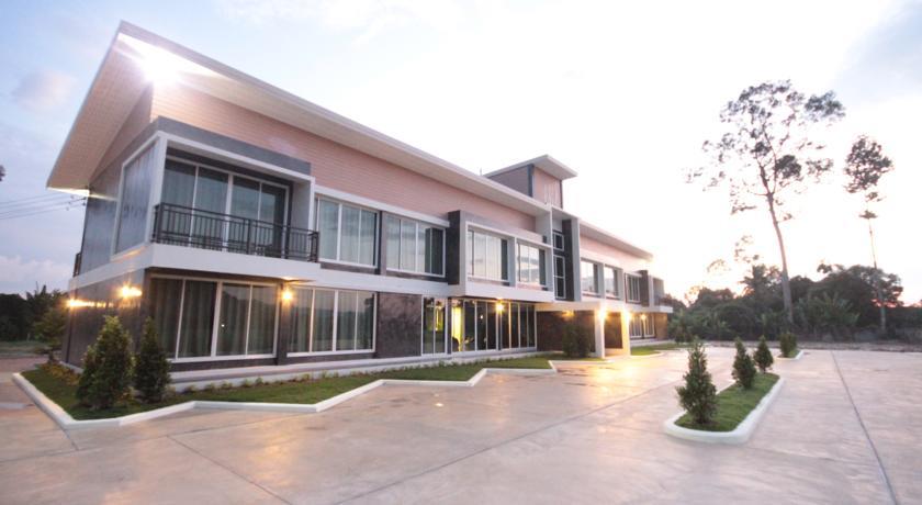 Отель Loft Village