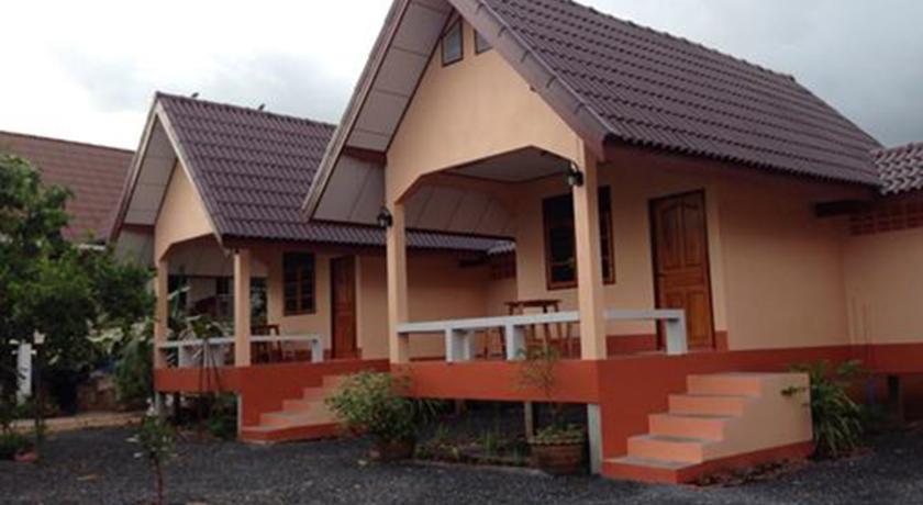 Отель Chuanchom Resort