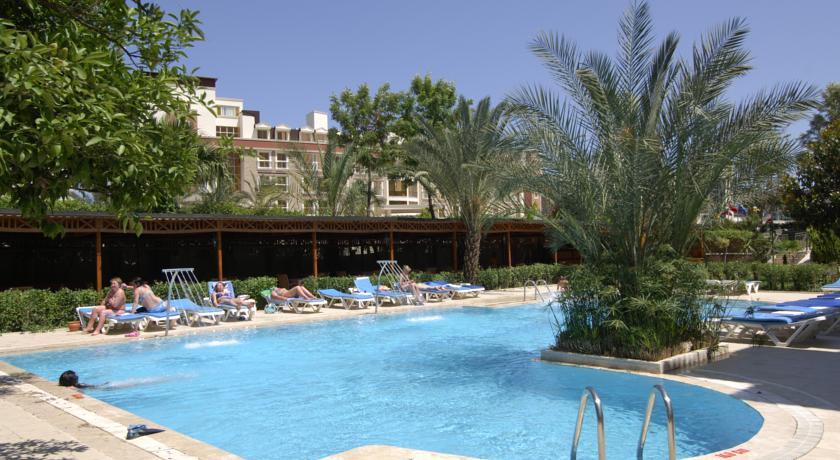 Rose Hotel