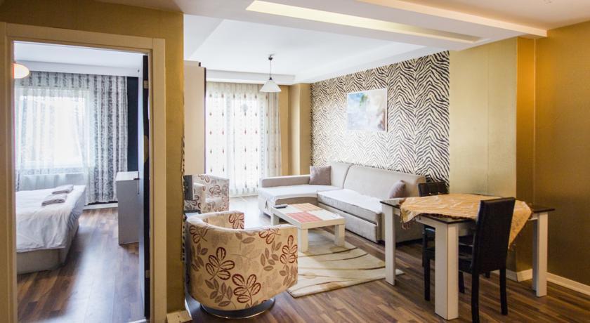 Апартаменты And House Konaklama
