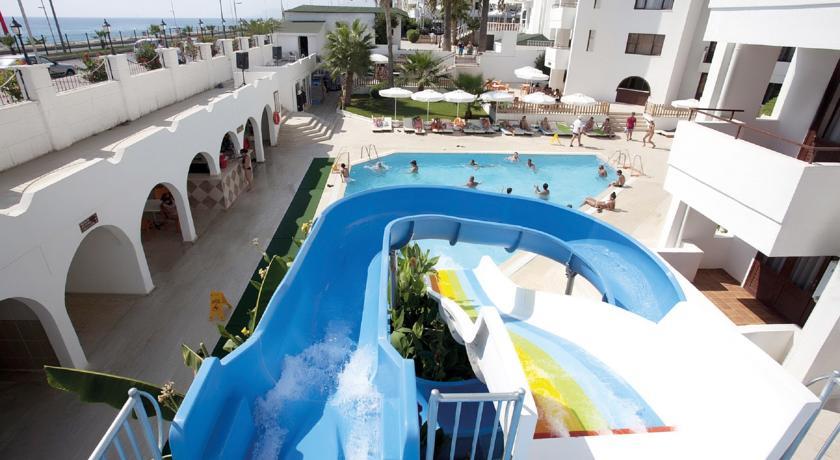 Отель Porto Azzurro Club Mare