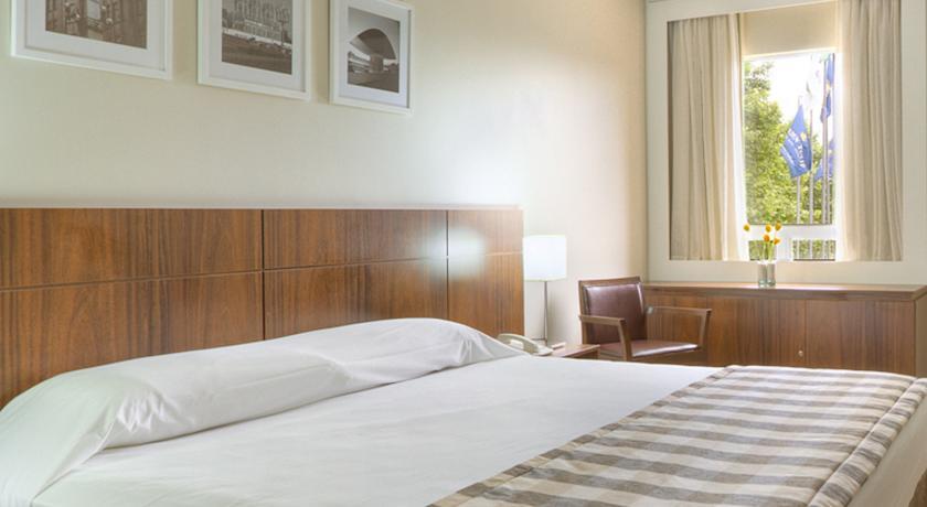 Отель Tulip Inn São José dos Pinhais