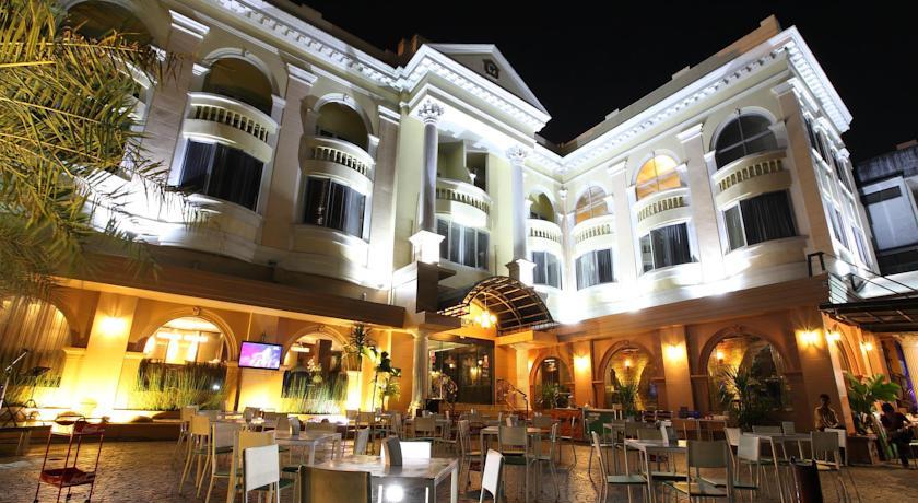 Отель Kiss Garden Home Chic Hotel