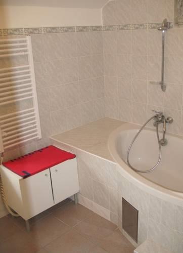 Апартаменты Holiday home Pysely 1