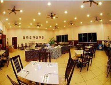 Отель Celyn Resort Kinabalu
