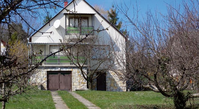 Апартаменты Holiday home Zanka 1