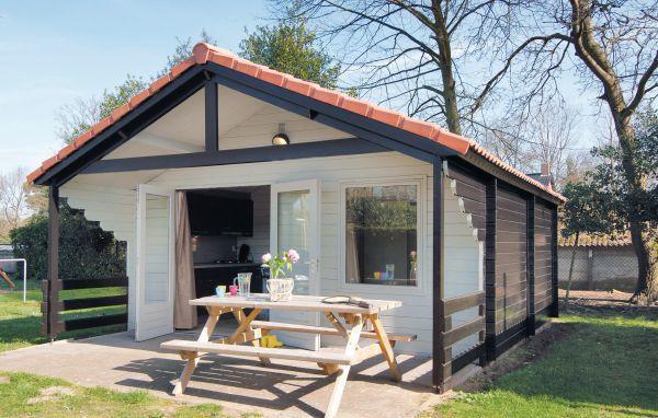 Апартаменты Holiday home Heel 12 with Outdoor Swimmingpool