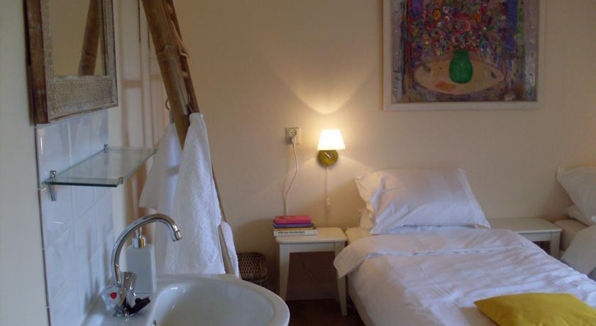 Мини-отель B&B Aan de Kade